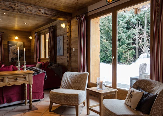 Catered chalet in Peisey-Vallandry with a hot tub, sauna and gym
